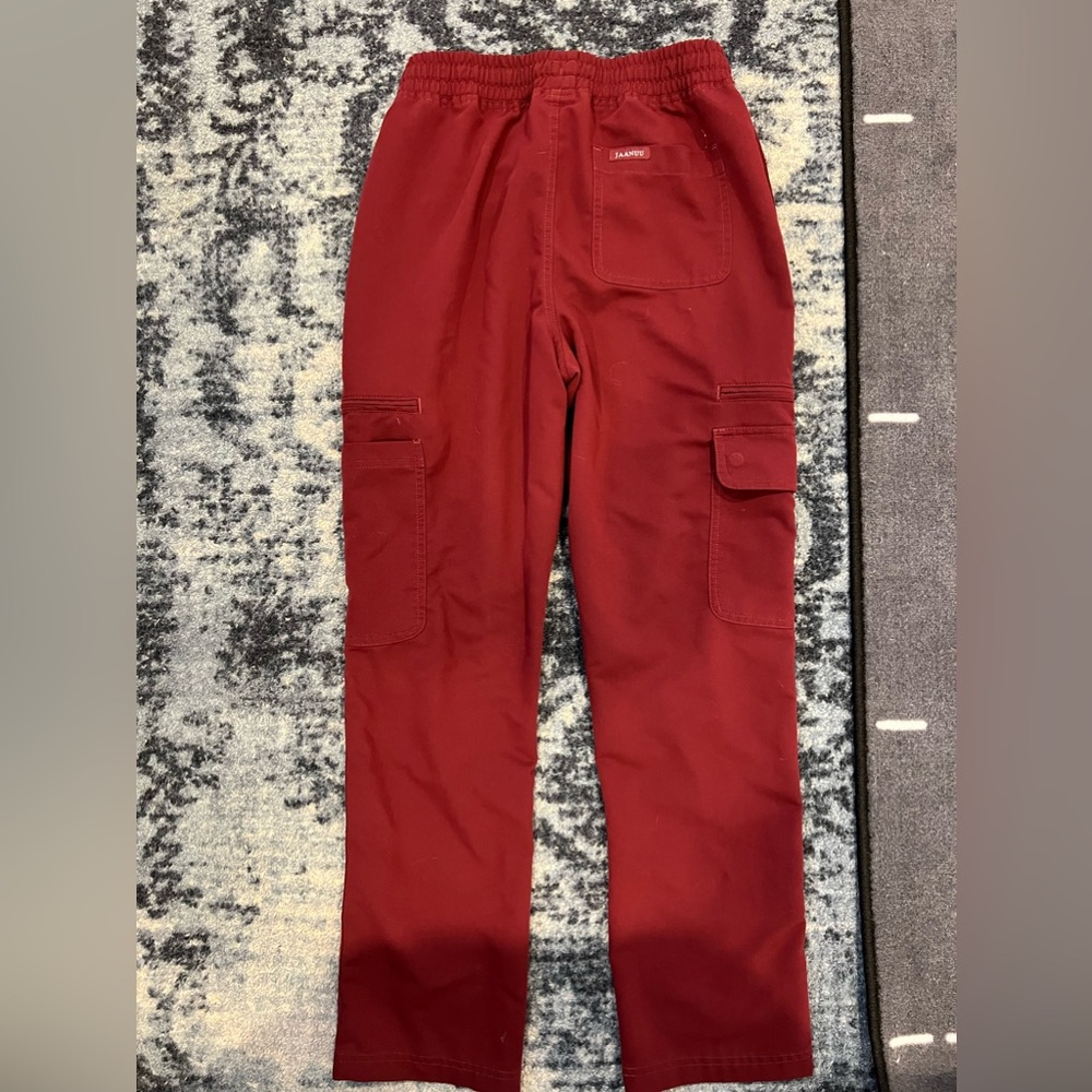 Jaanuu Men’s Cargo Srub Pants - Size Small - Burgundy/wine color - EUC